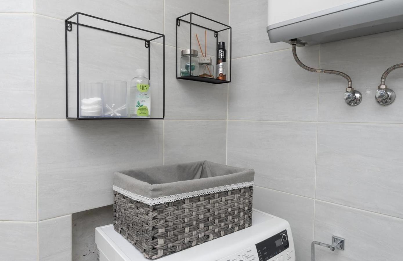 Flat24 On Lesi Ukrainki 3 Apartment Kiev Luaran gambar