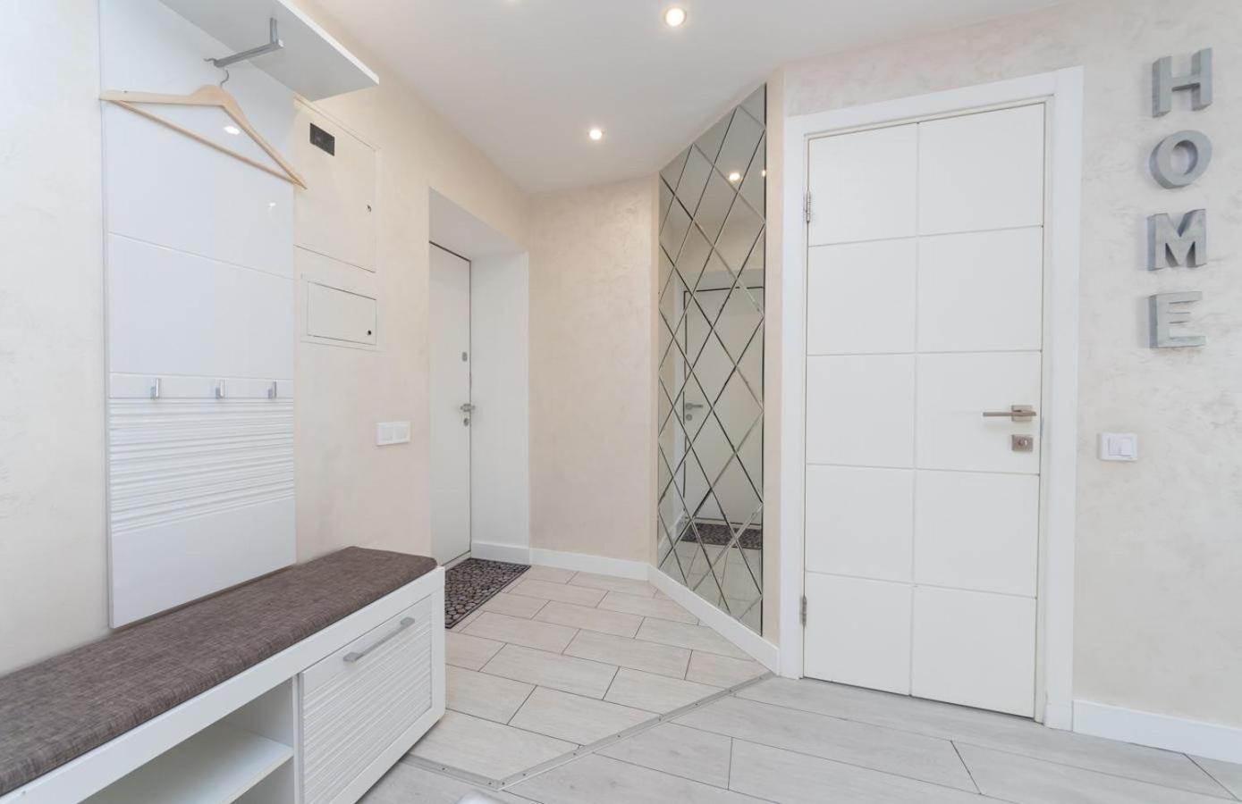 Flat24 On Lesi Ukrainki 3 Apartment Kiev Luaran gambar
