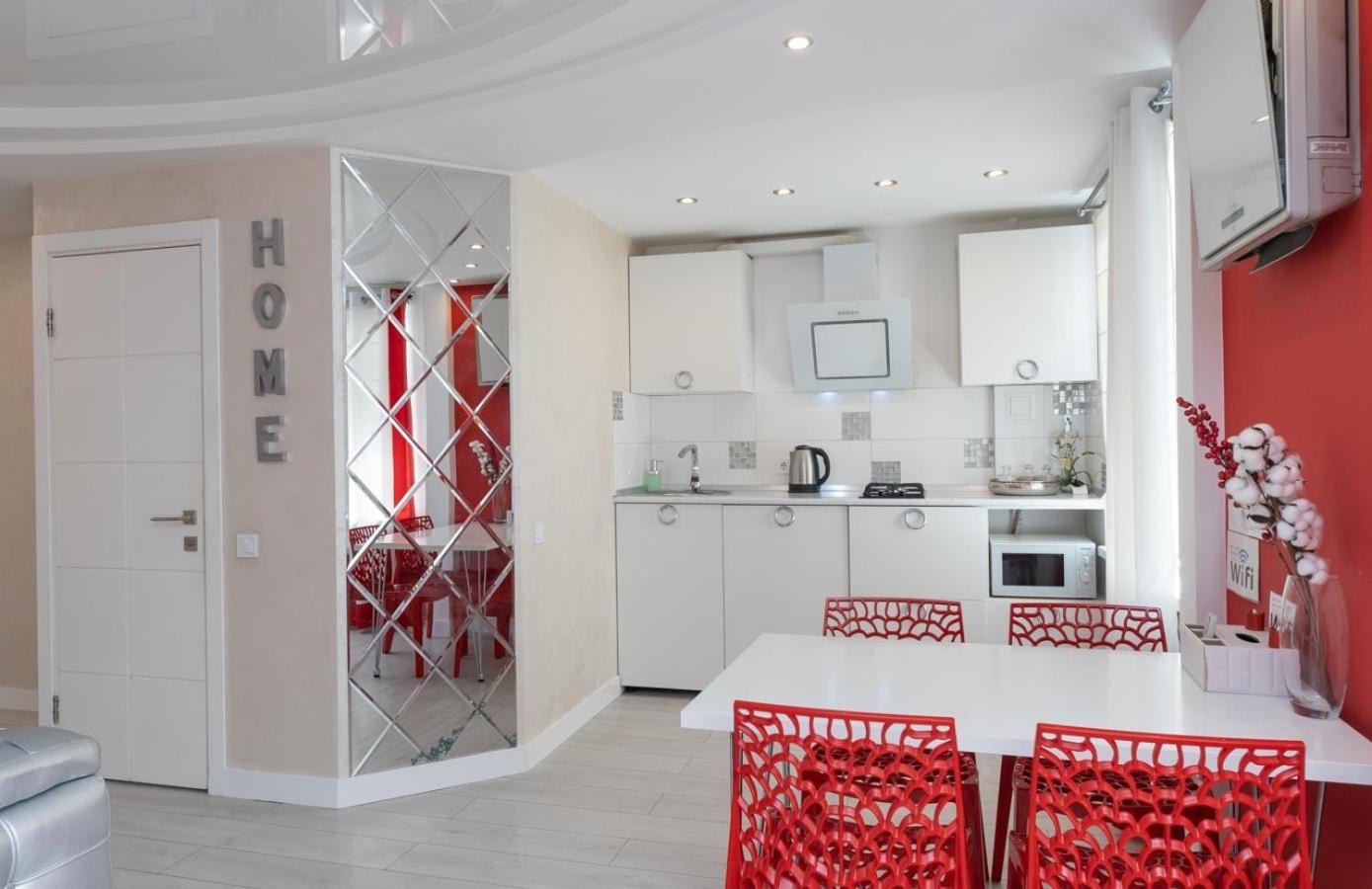 Flat24 On Lesi Ukrainki 3 Apartment Kiev Luaran gambar